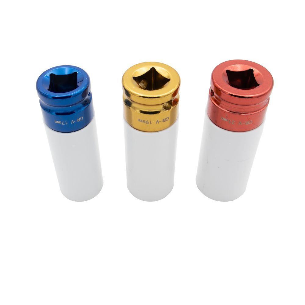 Aku rázový utahovák 1/2", 1200Nm, 2 baterie 4.0Ah, rychlonabíječka Aku rázový utahovák 1/2", 1200Nm, 2 baterie 4.0Ah, rychlonabíječka