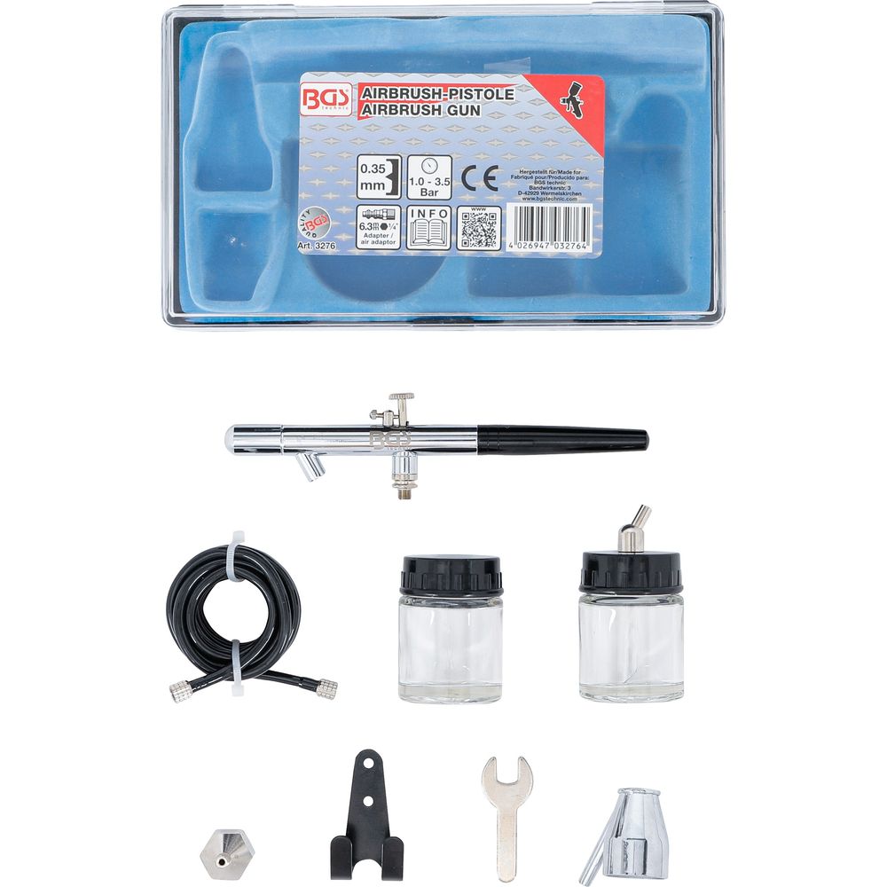 Airbrush gun with accessories Airbrush gun with accessories