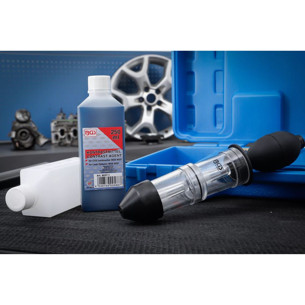 Carbon Dioxide Leak Tester for Engines Carbon Dioxide Leak Tester for Engines