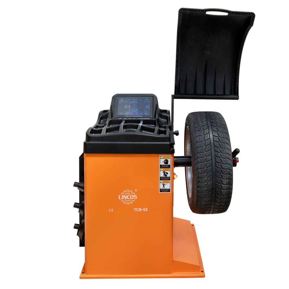 Kerékkiegyensúlyozó, centírozó gép 10"-24", automatikus kerékadat adatbevitel, érintőképernyő Kerékkiegyensúlyozó, centírozó gép 10"-24", automatikus kerékadat adatbevitel, érintőképernyő