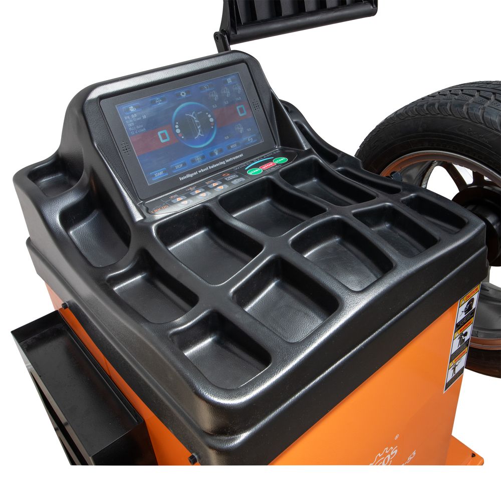 Kerékkiegyensúlyozó, centírozó gép 10"-24", automatikus kerékadat adatbevitel, érintőképernyő Kerékkiegyensúlyozó, centírozó gép 10"-24", automatikus kerékadat adatbevitel, érintőképernyő