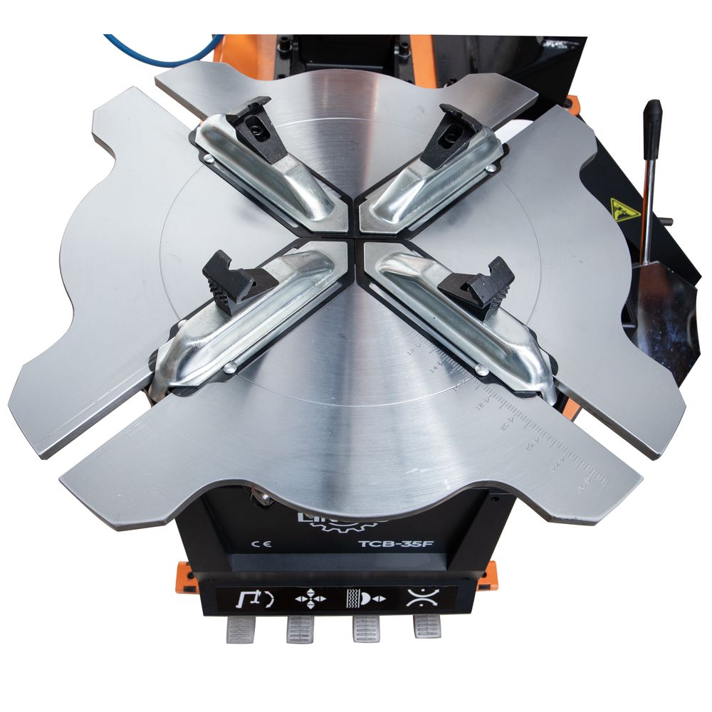 Leverless tyre changer, 26", tiltable and lockable column, help arm, variable speed, 230V Leverless tyre changer, 26", tiltable and lockable column, help arm, variable speed, 230V