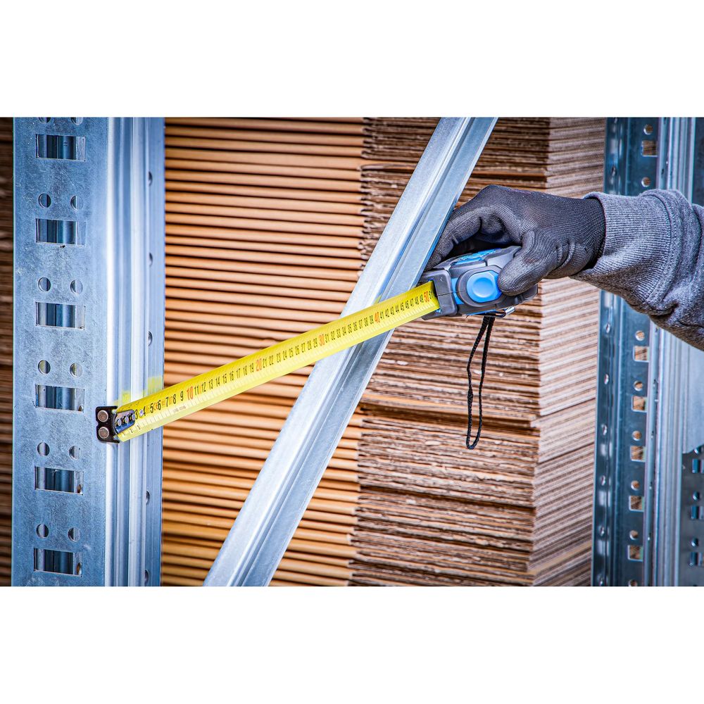 Measuring Tape, 25 mm x 8 m Measuring Tape, 25 mm x 8 m