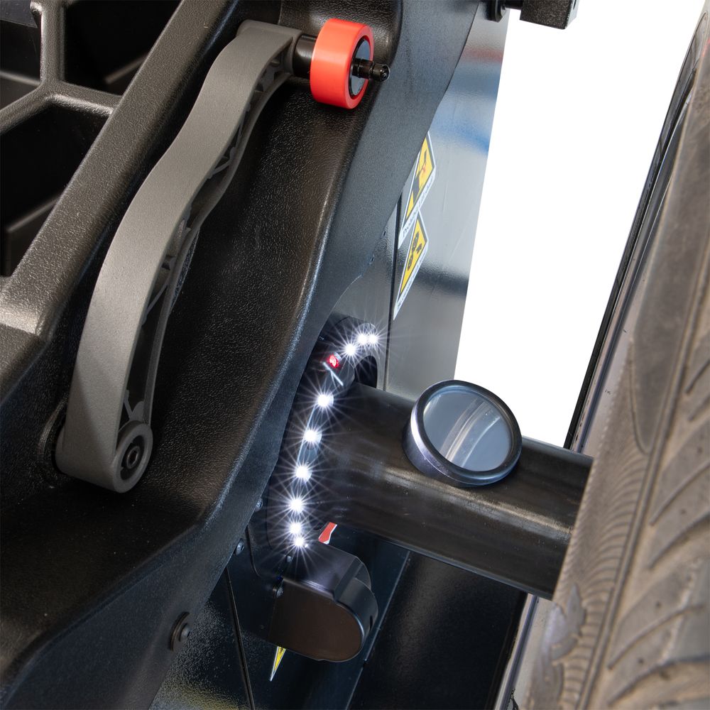 Automatische Wuchtmaschine, IPS-Display, Ultraschallmessung, mehrsprachig, pneumatische Radspannung Automatische Wuchtmaschine, IPS-Display, Ultraschallmessung, mehrsprachig, pneumatische Radspannung