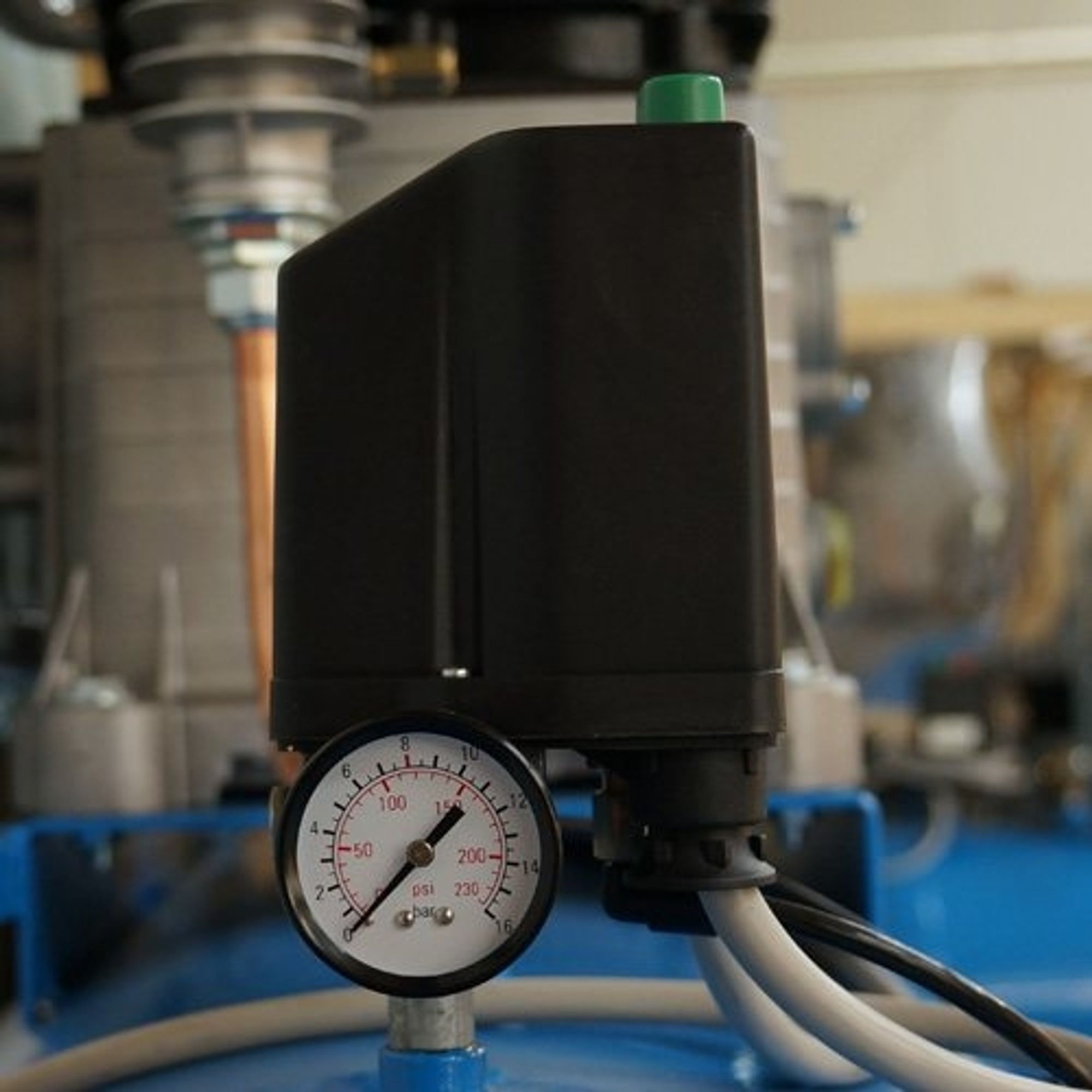 Průmyslový kompresor 500l, 7.5kW, 10bar CB-50073 | Lincos